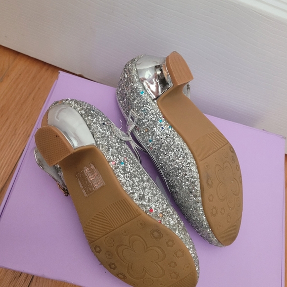 Girls shoes - Picture 3 of 6